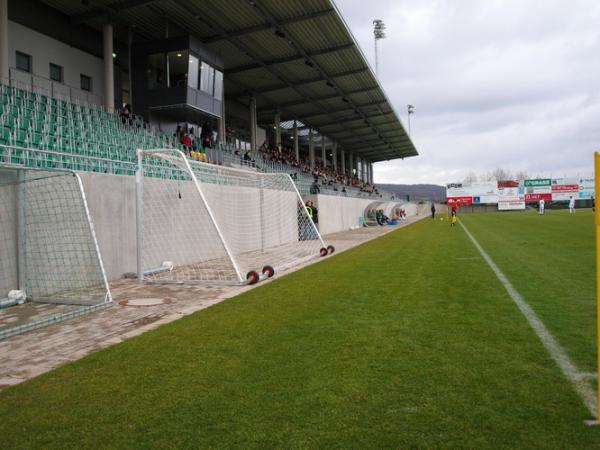 Häcker Wiehenstadion - Rödinghausen-Schwenningdorf