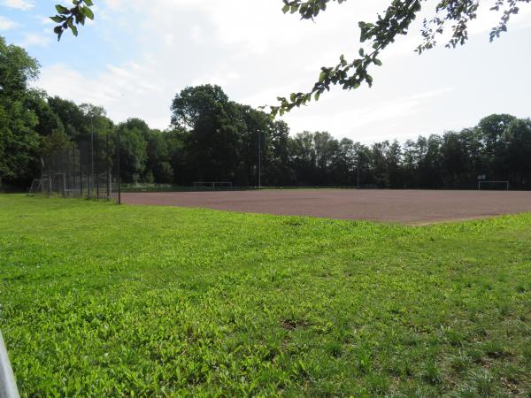 Sportplatz Hummelsbüttel - Hamburg-Hummelsbüttel