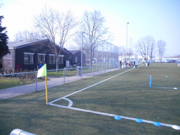 Sportanlage Hafenbahnstraße Platz 2 - Stuttgart-Obertürkheim