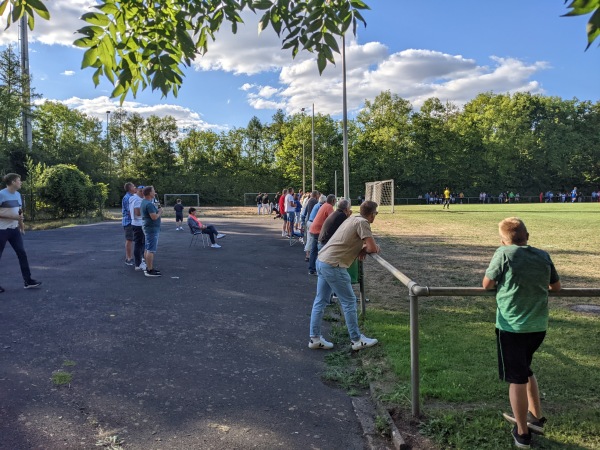 Sportplatz Hesselnberg - Calden-Meimbressen