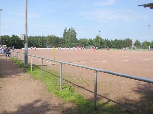 Bezirkssportanlage Voerder Straße Platz 3 - Dinslaken-Eppinghoven