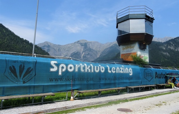 Sportplatz Lenzing - Saalfelden