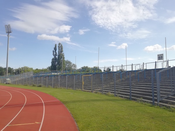 Paul-Greifzu-Stadion - Dessau-Roßlau