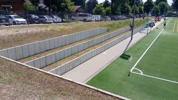 Erich-Ring-Stadion Nebenplatz - Erkner
