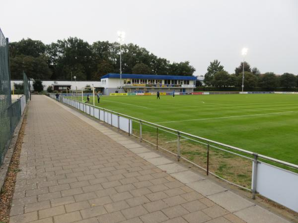 Stadion Am Krönungsbusch - Herxheim bei Landau