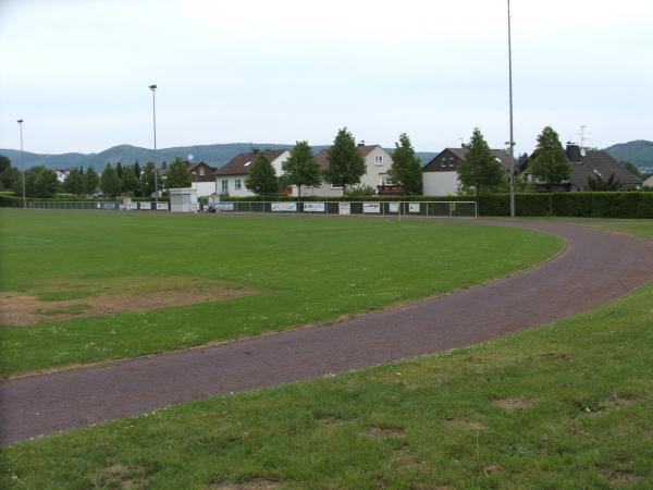 Langenberg-Kampfbahn - Baunatal-Großenritte