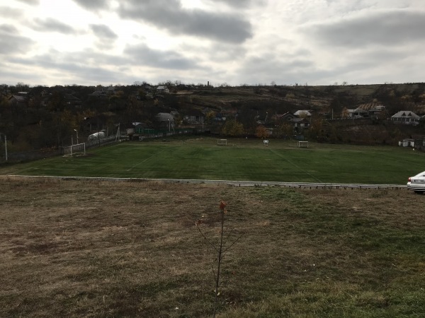 Stadionul Sătesc - Sireți