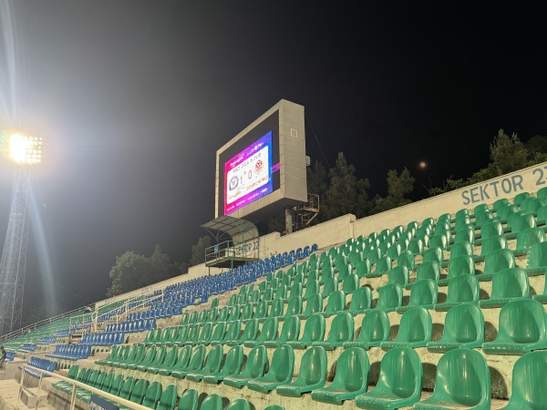 Metallurg Markaziy stadioni - Bekobod (Bekabad)