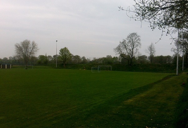 Sportzentrum Gemeinde Gnutz B-Platz - Gnutz