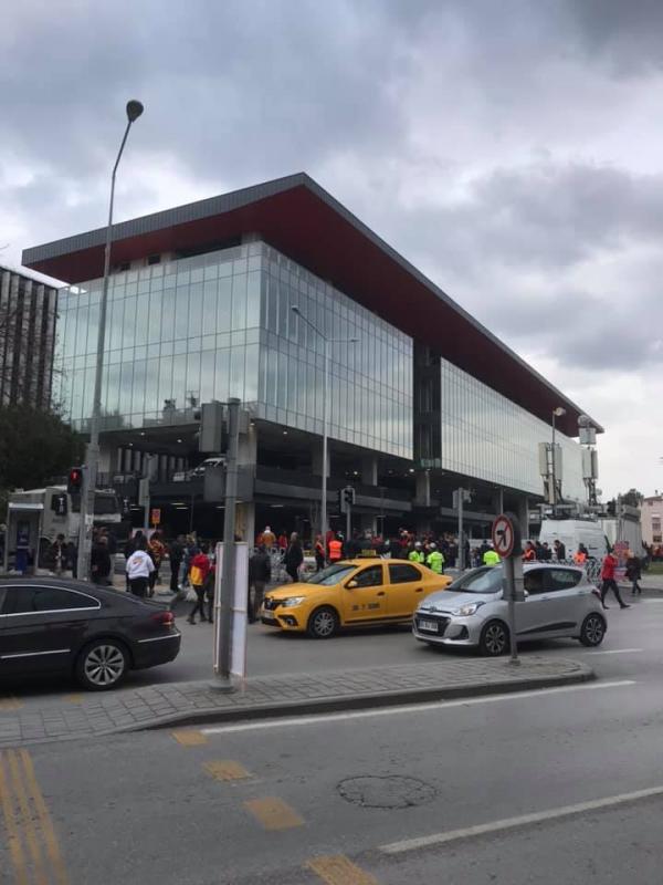 Gürsel Aksel Stadyumu - İzmir