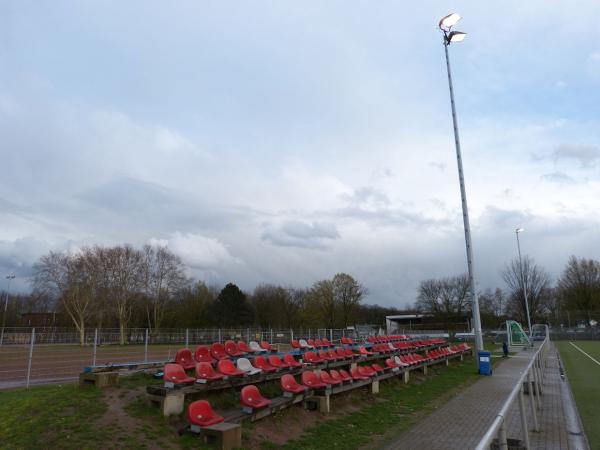 Bezirkssportanlage Warbruckstraße II - Duisburg-Marxloh