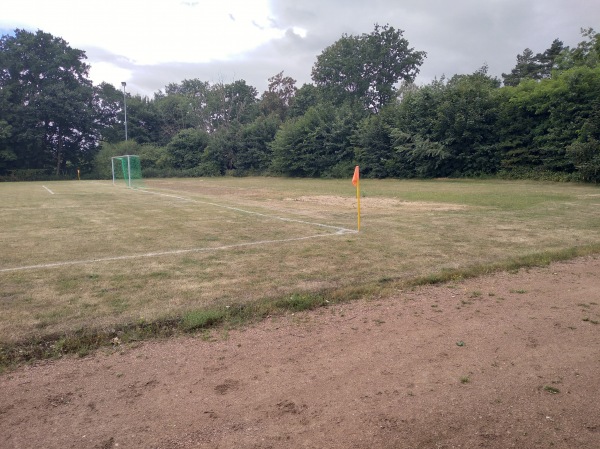 Sportplatz hinterm Kanal - Hille/Westfalen-Hartum