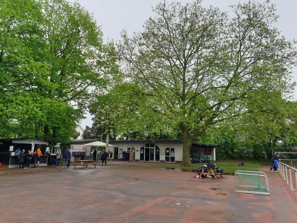 Sportplatz Gröppersgasse - Köln-Rath