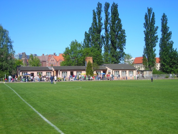Sportplatz Kynaststraße - Berlin-Rummelsburg