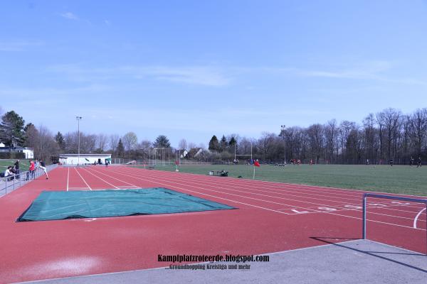 Stadion Hohe Eiche - Stuttgart-Hoffeld