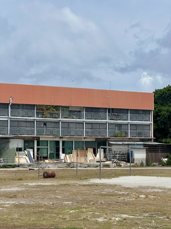 Reuben Kiraua Uatioa Stadium - Bairiki