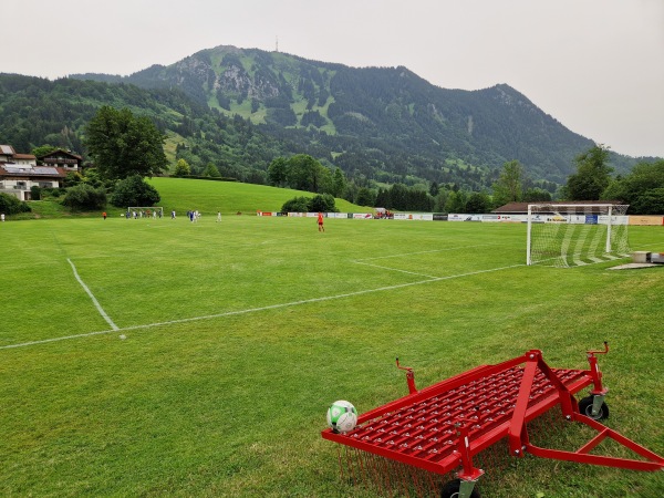 Sportplatz an der Schule - Rettenberg