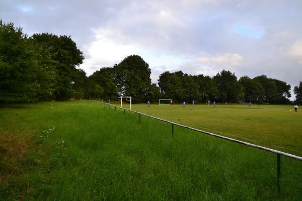 Sportplatz Groß Schwiesow  - Groß Schwiesow