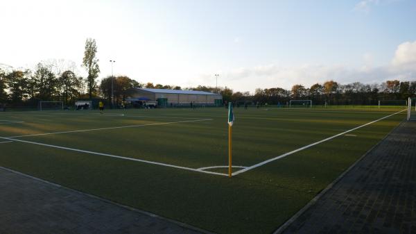 Bezirkssportanlage Uedesheim Platz 2 - Neuss-Uedesheim