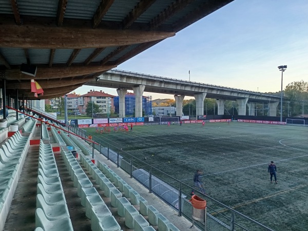 Campo Municipal La Estación - Medio Cudeyo, CB