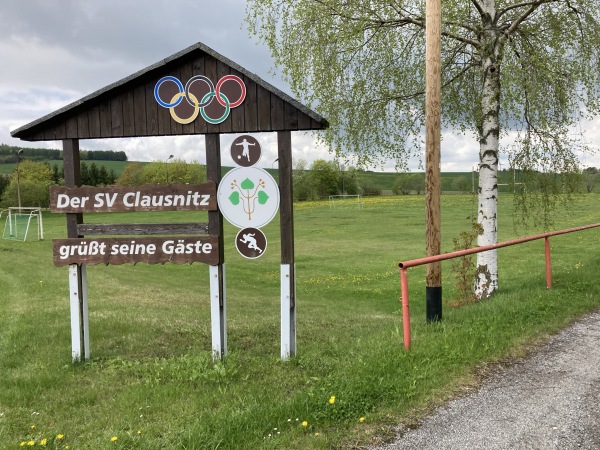 Sportplatz am Kreuztannenwald - Rechenberg-Bienenmühle-Clausnitz