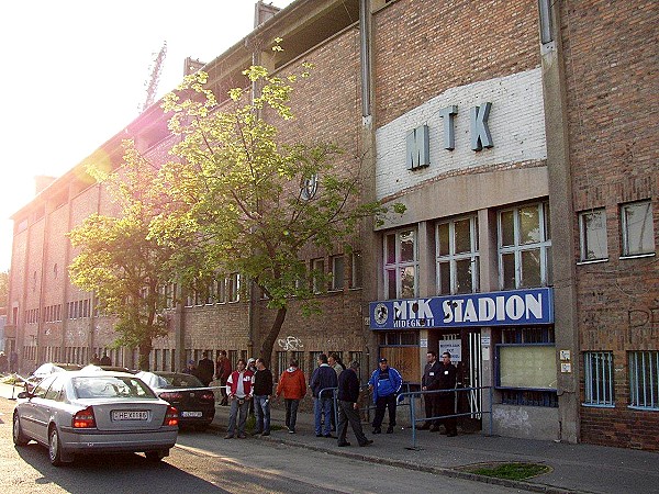 Hidegkuti Nándor Stadion (alt) - Budapest