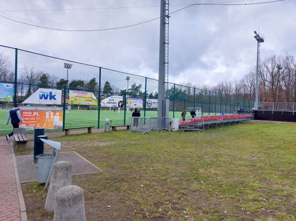 Stadion Miejski im. ks. płk. Jana Mrugacza obok - Legionowo