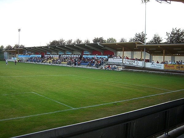 Ertl Glas-Stadion - Amstetten