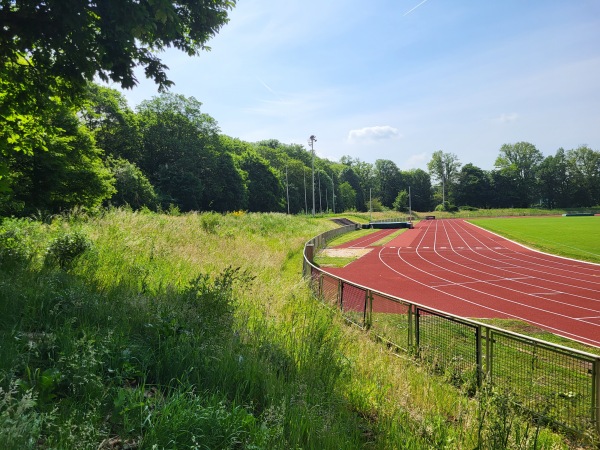 Stadion Löschenhofweg im Covestro-Sportpark - Krefeld-Uerdingen