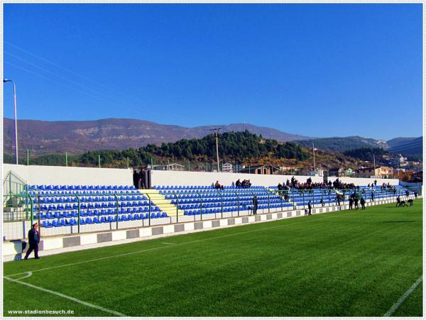 Stadiumi Laçi - Laçi