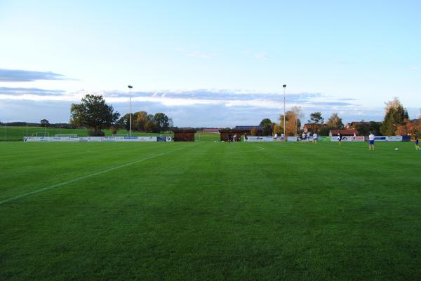 Sportplatz Antdorf  - Antdorf