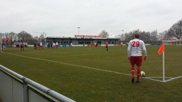 Walter-Steinkühler-Stadion - Emsdetten-Isendorf