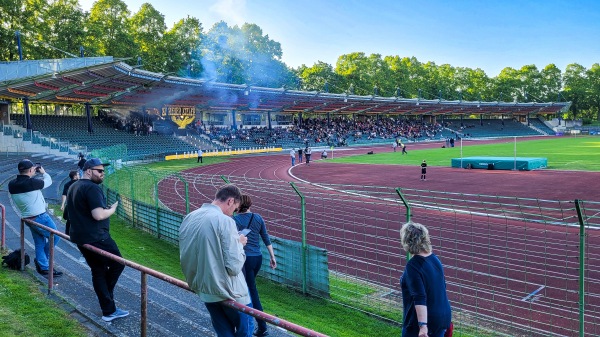 Jahnstadion im Sportpark Göttingen - Göttingen