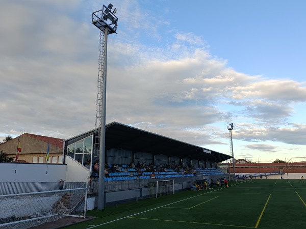Estadio Municipal Santa Cruz de Bezana - Santa Cruz de Bezana, CB