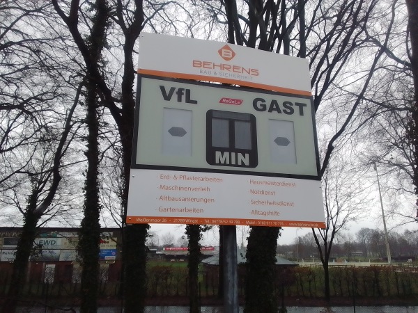 Jahn-Sportplatz - Wingst-Dobrock