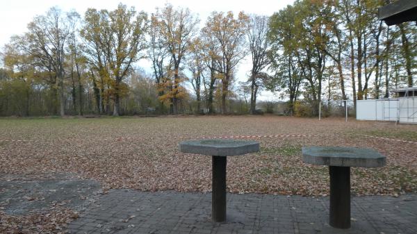 Sportplatz am Mittellandkanal - Meine-Abbesbüttel