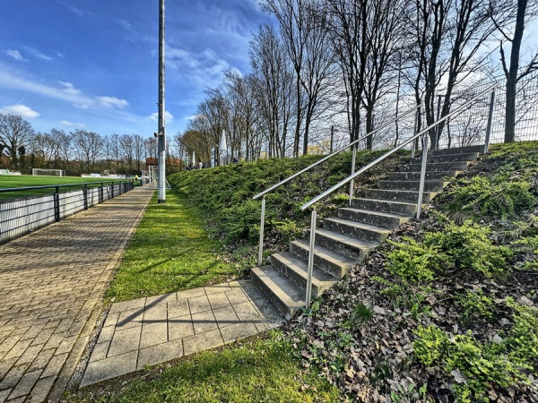 Sportplatz am Freibad - Bad Oeynhausen-Lohe