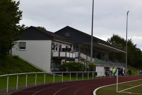 Wilhelm-Bisterfeld-Stadion im Sportzentrum Stentenberg - Bergneustadt