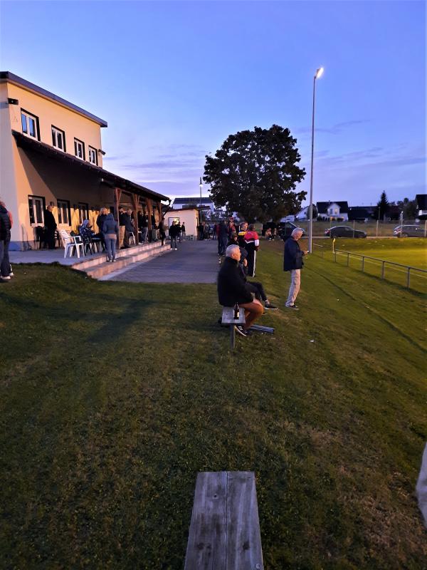 Sportanlage auf dem Brunnen - Pfaffenhofen/Roth-Beuren