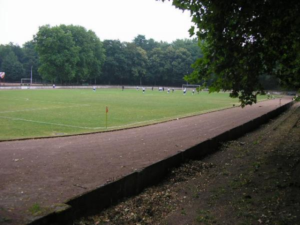 Bezirkssportanlage Werthauserstraße - Duisburg-Rheinhausen