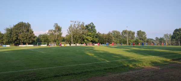 Sportplatz an der Schule - Gronau/Leine-Banteln