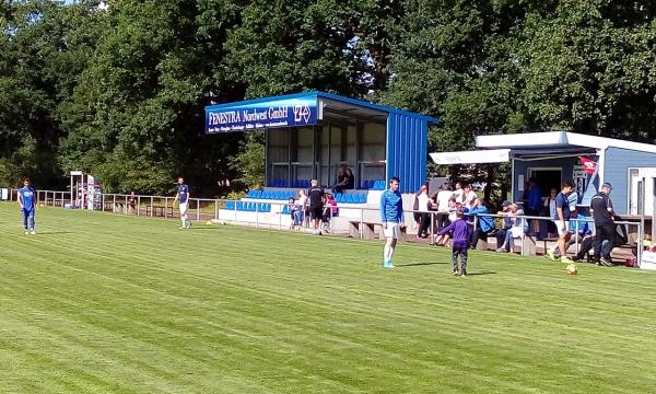 Sportplatz an der Grundschule - Rhauderfehn-Collinghorst