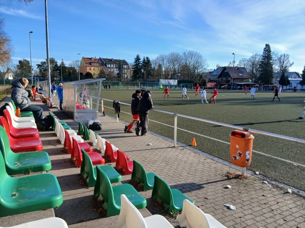 Helmut-Faeder-Sportplatz - Berlin-Französisch Buchholz