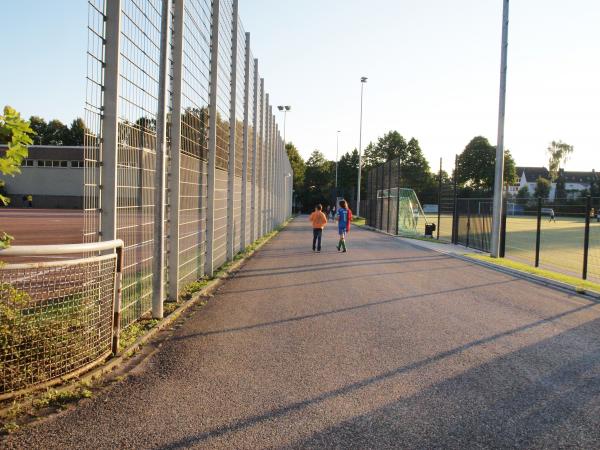 Bezirkssportanlage Am Krausen Bäumchen Platz 3 - Essen/Ruhr-Bergerhausen