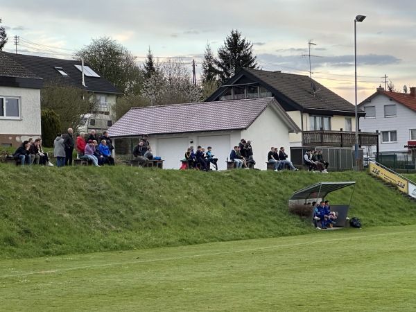 Sportplatz Höfwiesen  - Meßkirch-Menningen