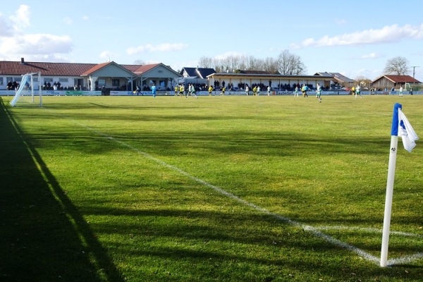 Neuer Sportplatz Haidlfing - Wallersdorf-Haidlfing
