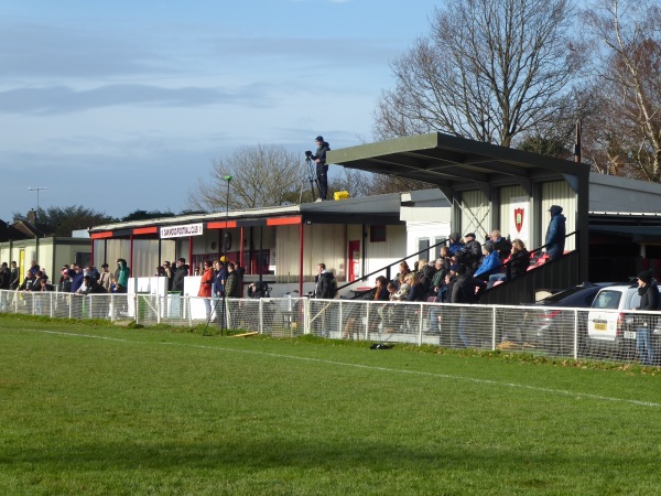 Tinsley Lane - Crawley, West Sussex