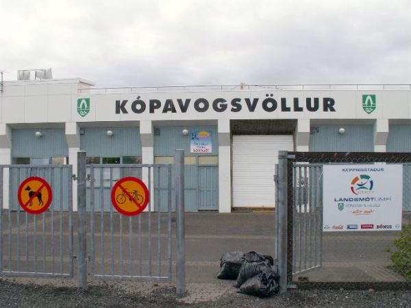 Kópavogsvöllur - Kópavogur