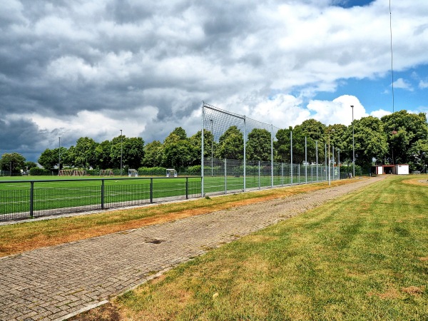 Lindenstadion Nebenplatz 1 - Rees-Haldern