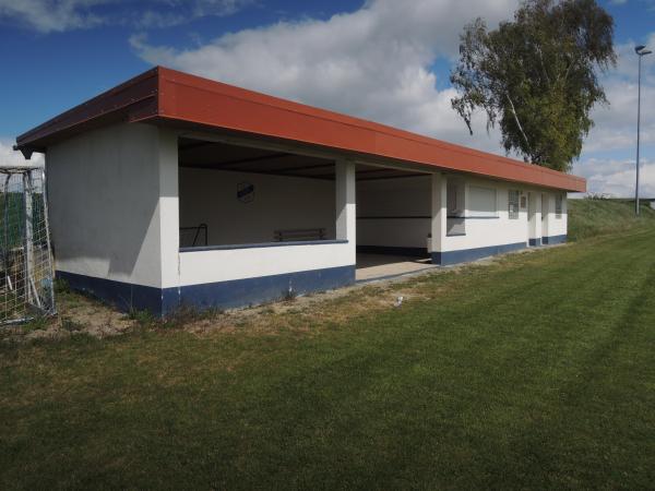 Sportplatz Hochborner Straße - Hangen-Weisheim